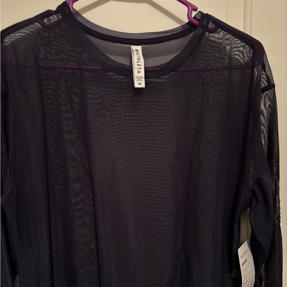 Athleta Deep Blue Long Sleeve Shirt womens size medium NWT
